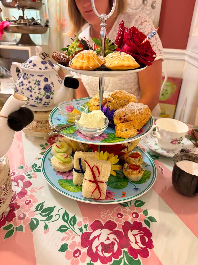 Calabash Garden Tea Room & Gift Shop, Calabash, NC Calabash Garden Tea Room & Gift Shop, Calabash, NC