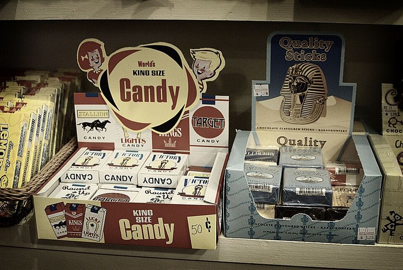 Candy Cigarettes Made to Look Like the Real Thing