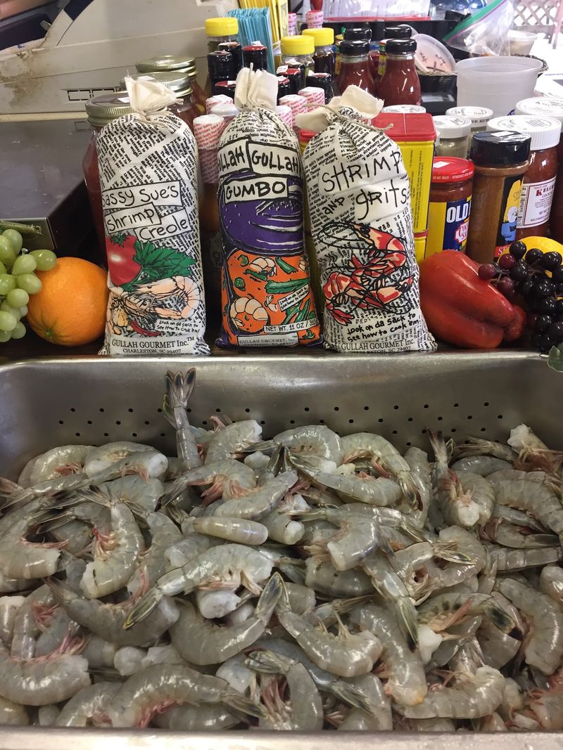 Catering and Shrimp Boils for a Crowd Catering and Shrimp Boils for a Crowd