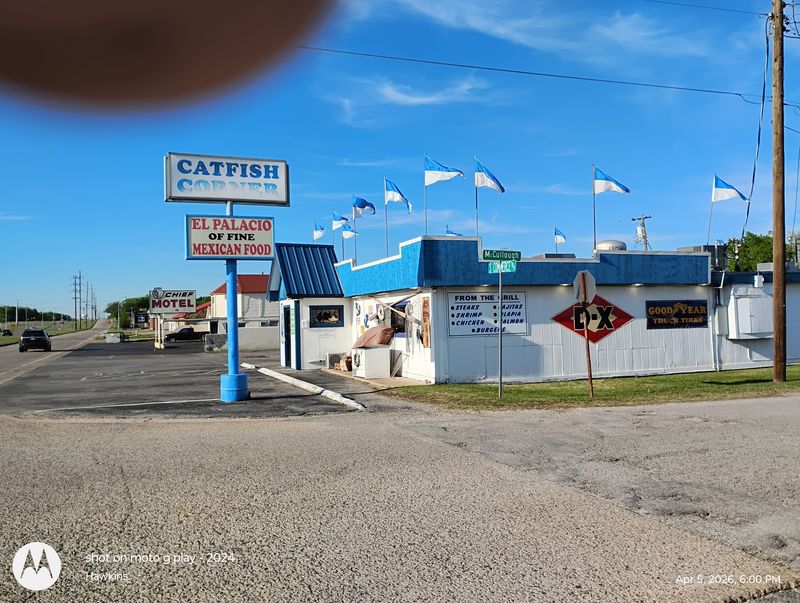 Catfish Corner in Ardmore, Oklahoma Catfish Corner in Ardmore, Oklahoma