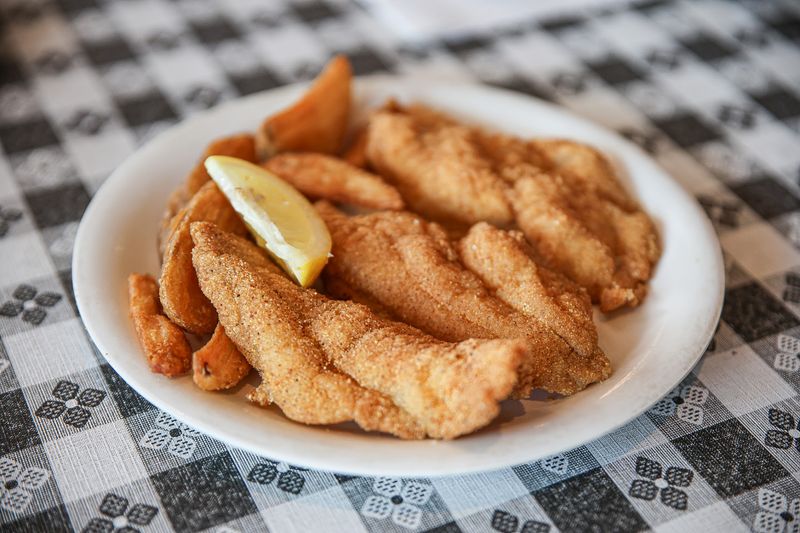 Catfish That Keeps the Regulars Loyal