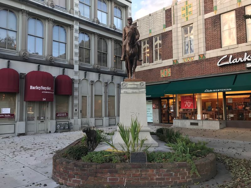 Center Square, Hanover, Pennsylvania Center Square, Hanover, Pennsylvania