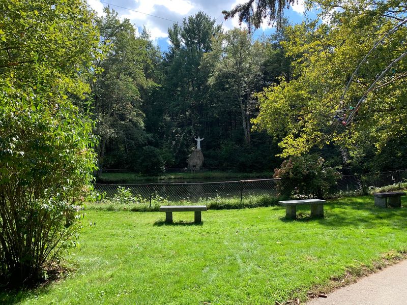 Chapels, Benches, and Quiet Corners