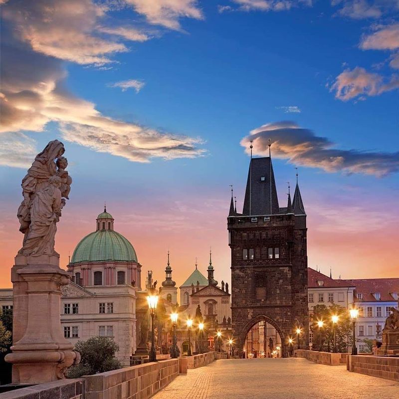 Charles Bridge, Prague, Czech Republic Charles Bridge, Prague, Czech Republic