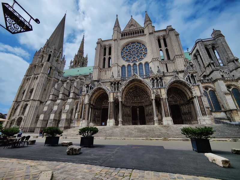 Chartres Cathedral, France Chartres Cathedral, France