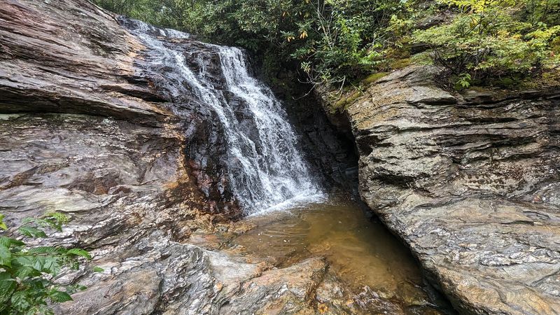 Chasing the Five Waterfalls Chasing the Five Waterfalls