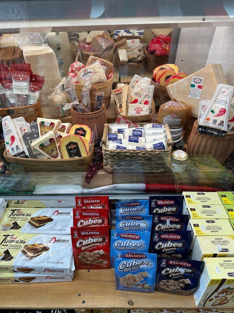 Cheese Cases Worth a Slow Browse Cheese Cases Worth a Slow Browse