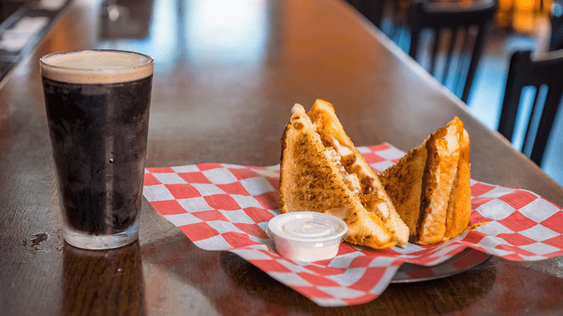 Cheesie's Pub & Grub, Chicago, Illinois Cheesie's Pub & Grub, Chicago, Illinois