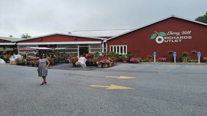 Cherry Hill Orchards, Lancaster, Pennsylvania Cherry Hill Orchards, Lancaster, Pennsylvania
