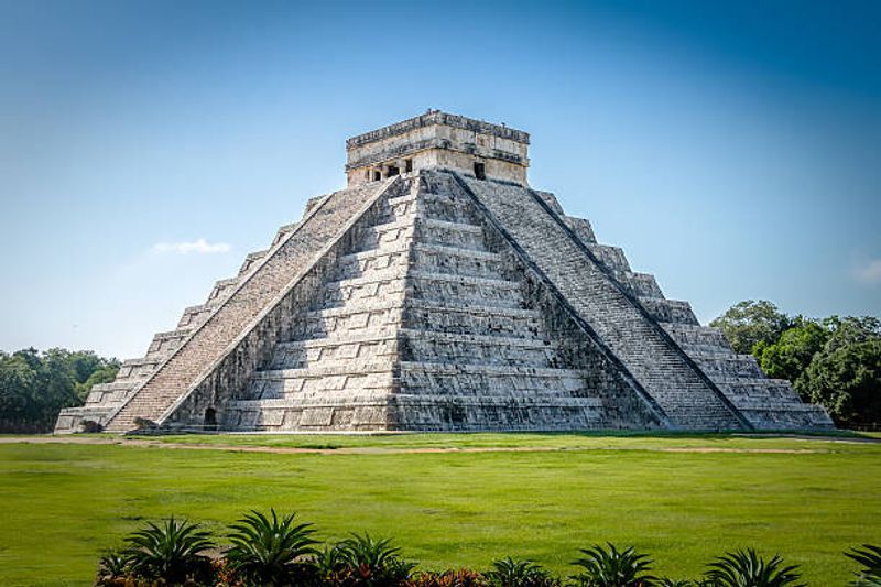 Chichen Itza, Yucatan, Mexico Chichen Itza, Yucatan, Mexico