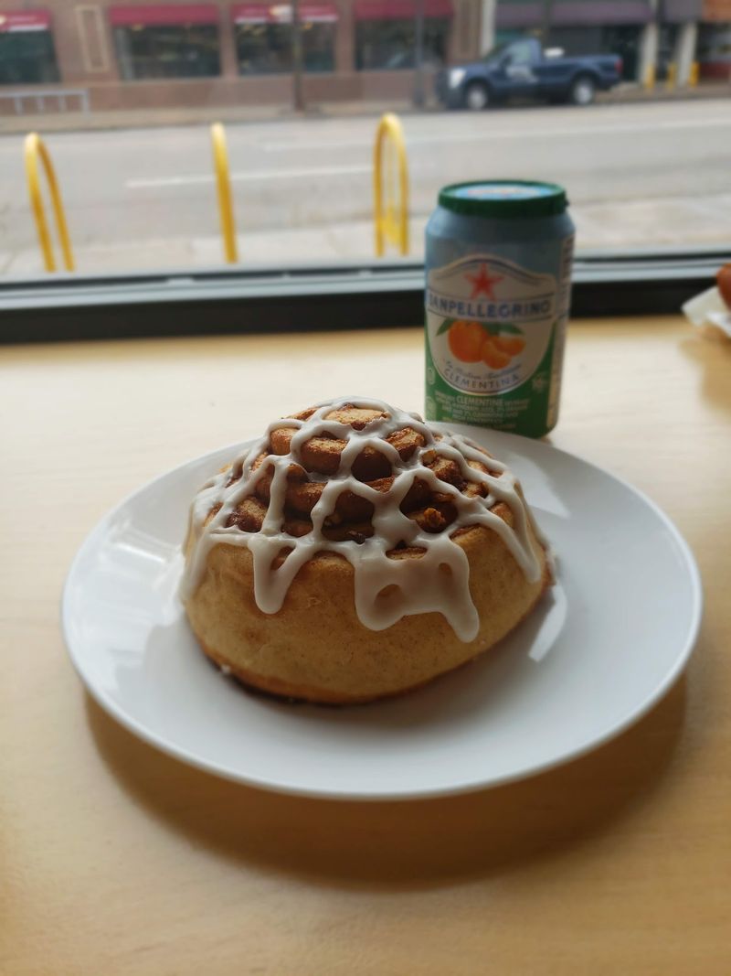 Cinnamon Puffs That Inspire Obsession Cinnamon Puffs That Inspire Obsession