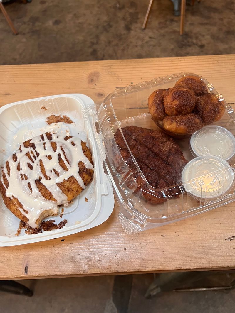 Cinnamon Rolls That Genuinely Do Not Taste Like a Compromise Cinnamon Rolls That Genuinely Do Not Taste Like a Compromise