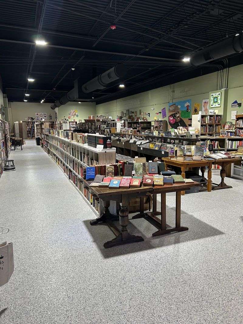 City Square Books & Music, Hendersonville, TN City Square Books & Music, Hendersonville, TN