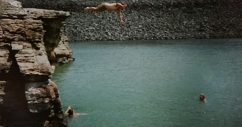 Cliff Jumping and the Thrill-Seeker Culture Cliff Jumping and the Thrill-Seeker Culture