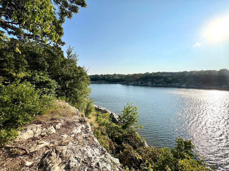 Cliff Views That Steal the Show Cliff Views That Steal the Show