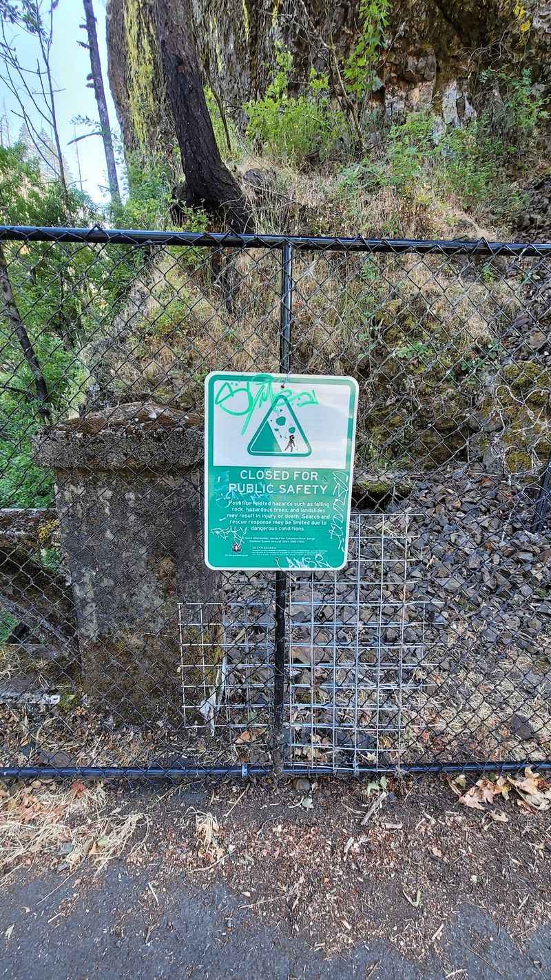 Closures, Fire Recovery, and Knowing Before You Go Closures, Fire Recovery, and Knowing Before You Go