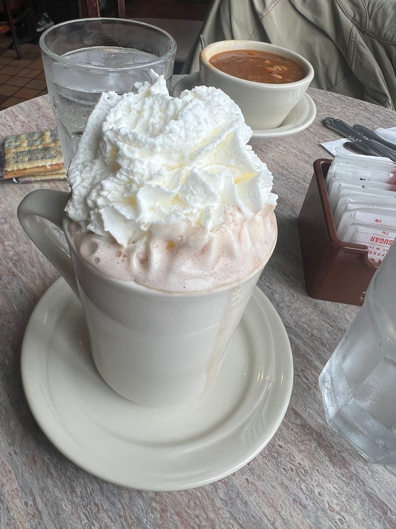 Coffee and Milkshakes That Deserve Their Own Spotlight Coffee and Milkshakes That Deserve Their Own Spotlight