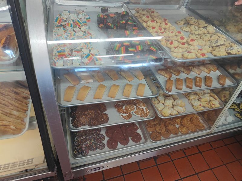 Colombino Italian Bakery & Deli, West Palm Beach, FL