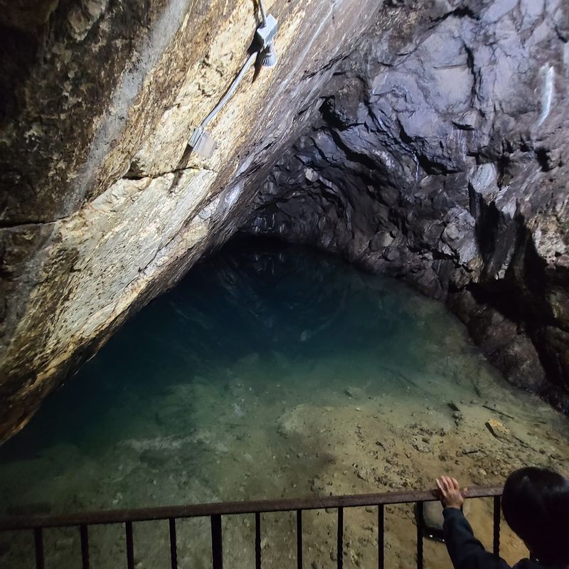 Cool Underground Conditions Year-Round