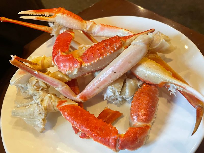 Crab Legs That Refuse to Sit Still Crab Legs That Refuse to Sit Still