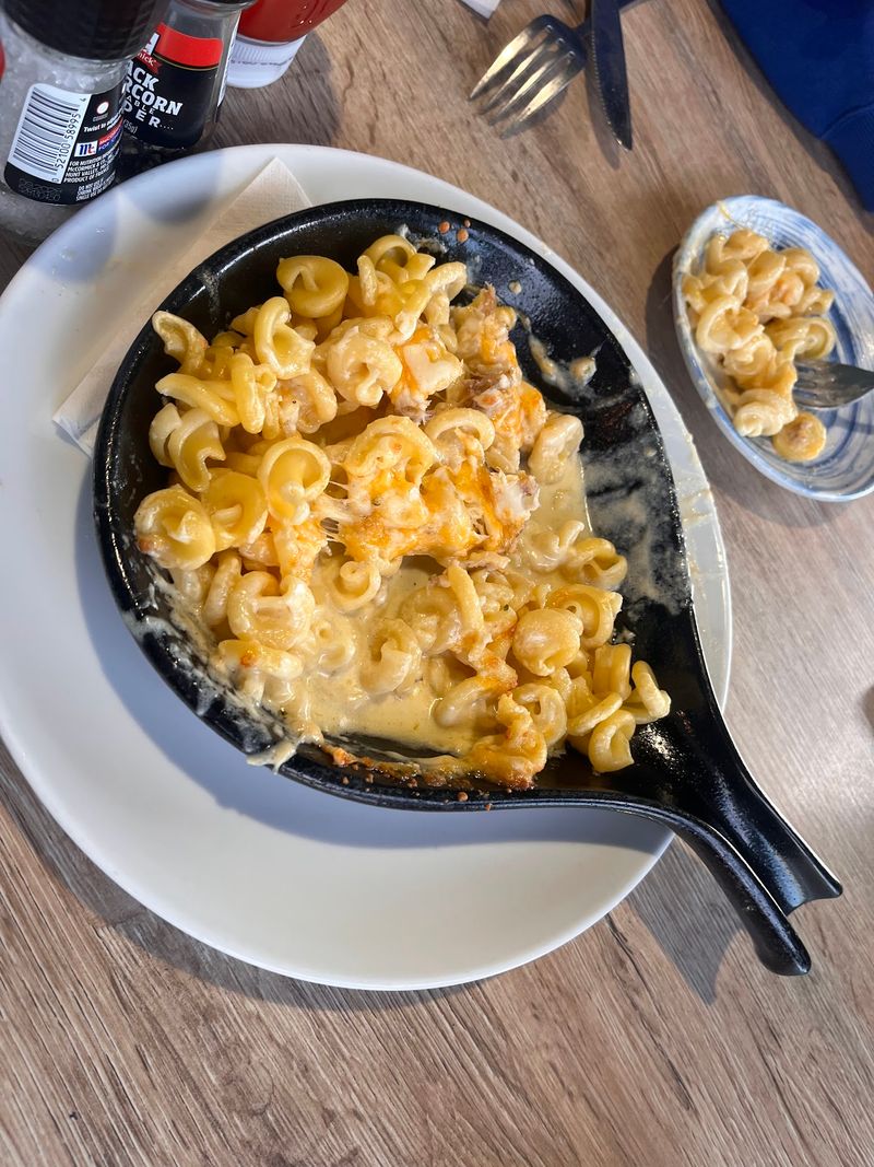 Crab Mac and Cheese Plus Po'boys Crab Mac and Cheese Plus Po'boys