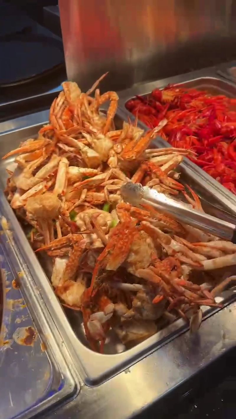 Crab legs as the headline act Crab legs as the headline act