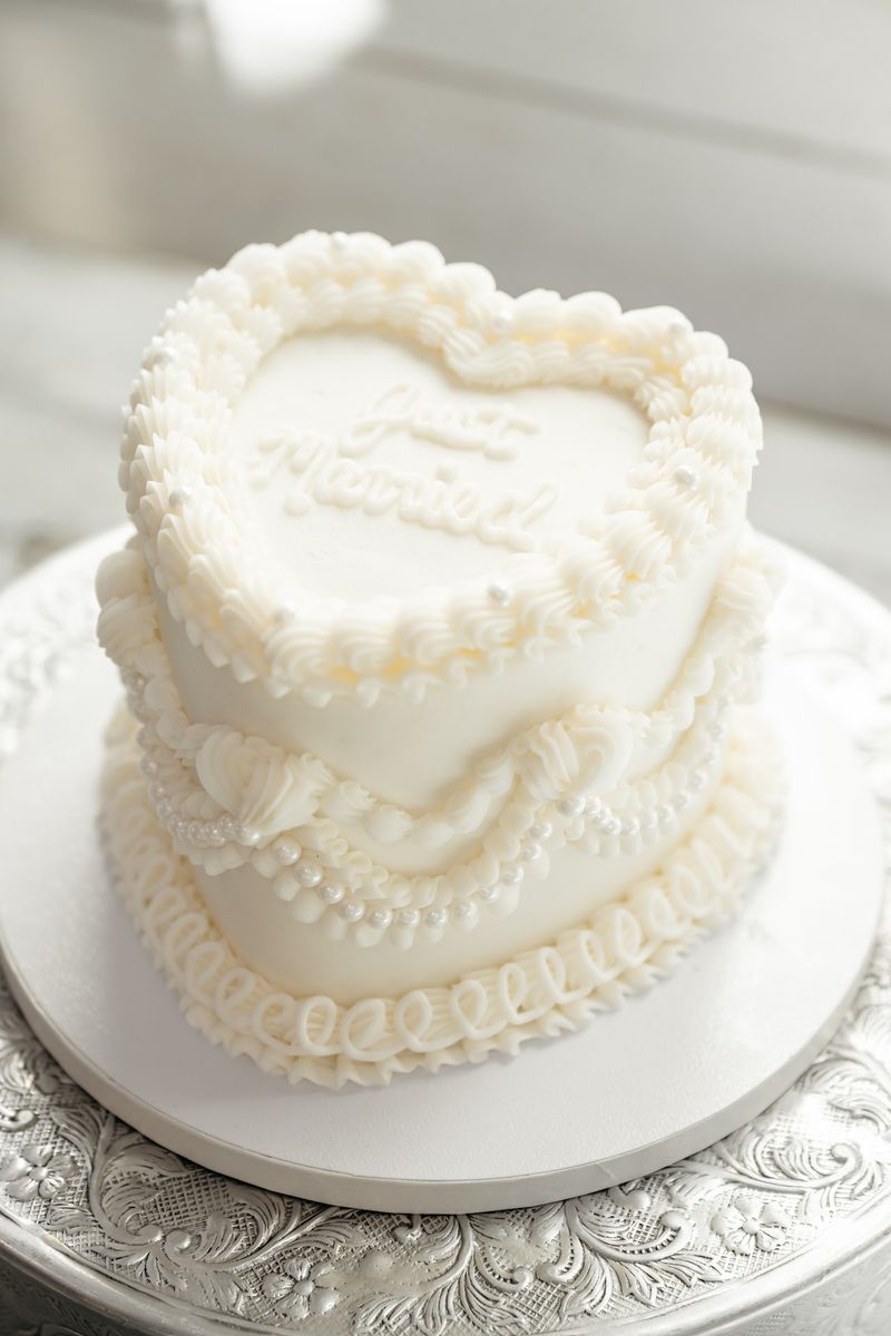 Custom Cakes That Match the Photo Custom Cakes That Match the Photo