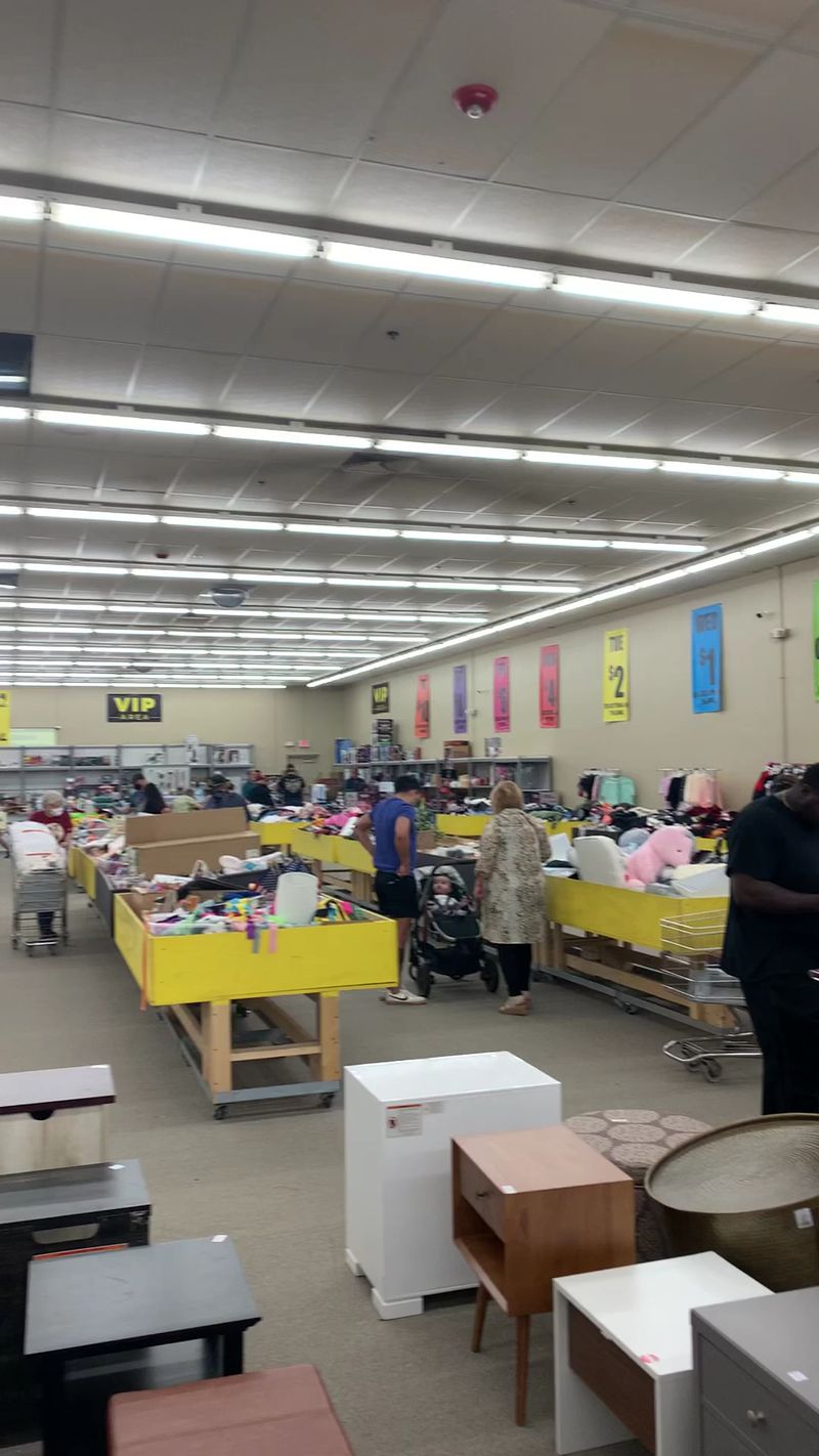 Daily Dealz- Orange Park, Orange Park, FL Daily Dealz- Orange Park, Orange Park, FL