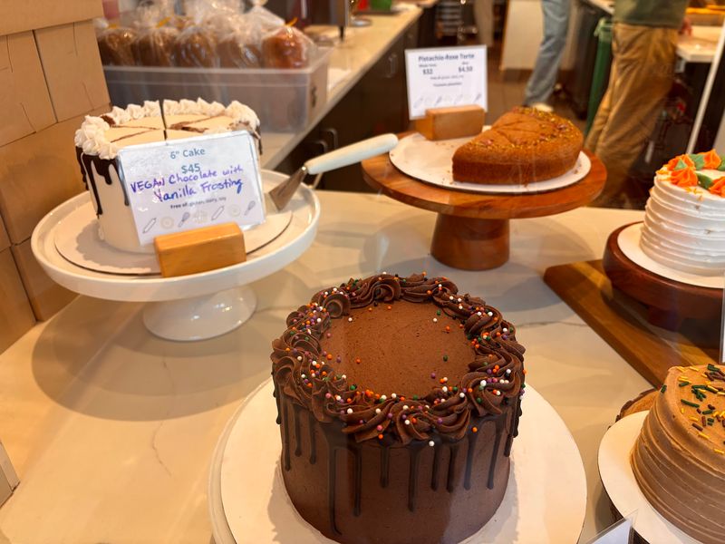 Dairy-Free and Vegan Options Across the Menu Dairy-Free and Vegan Options Across the Menu