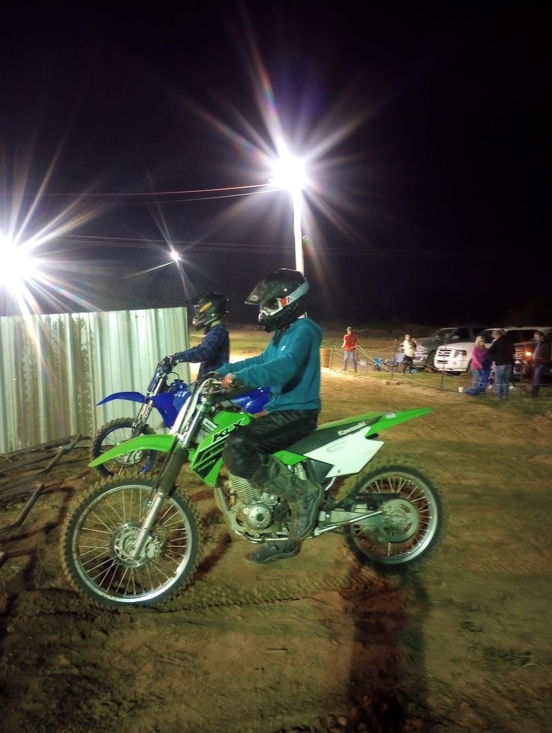 Day and Night Riding at Ascot Park MX Day and Night Riding at Ascot Park MX
