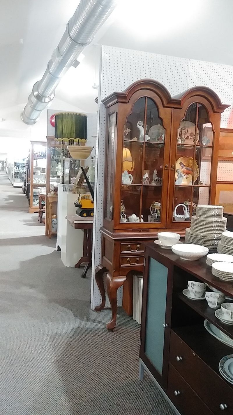 Days Of Olde Antique Center, Galloway, NJ