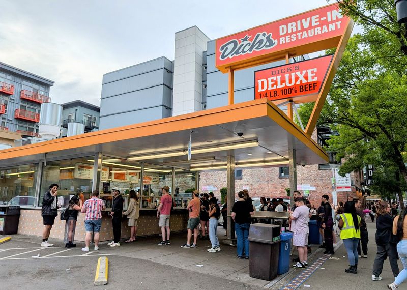 Dick's Drive-In, Seattle, Washington Dick's Drive-In, Seattle, Washington