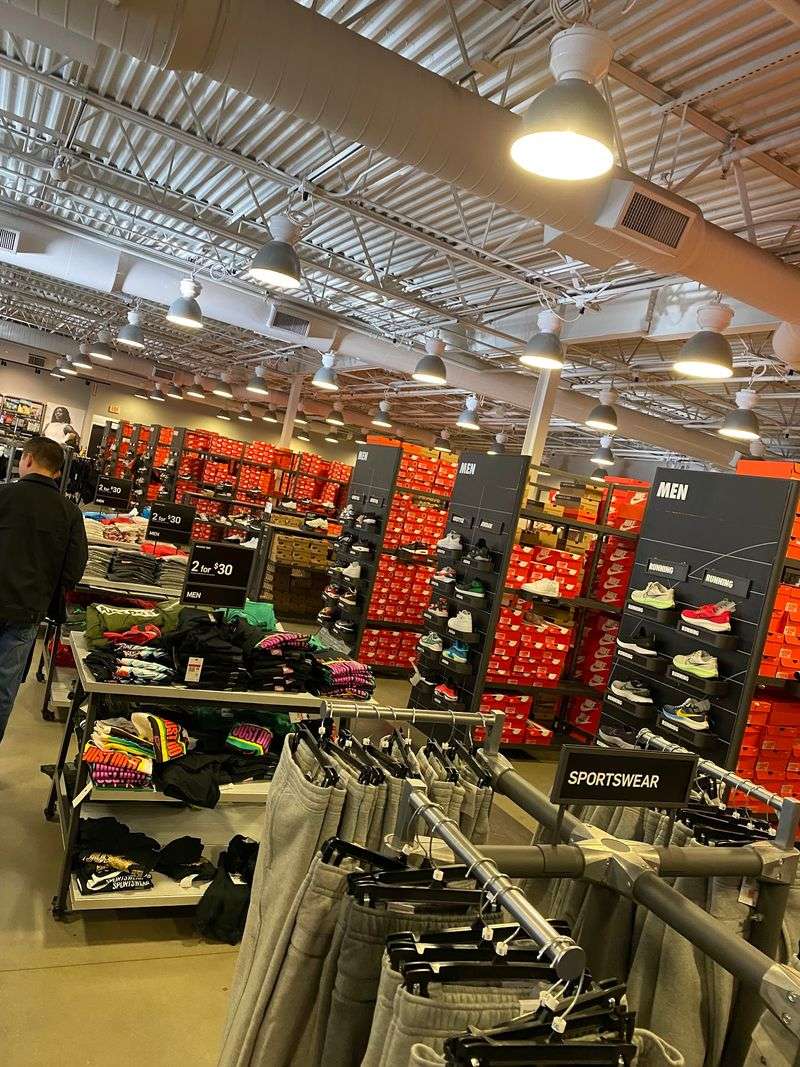 Discounts That Keep Shoppers Coming Back Discounts That Keep Shoppers Coming Back