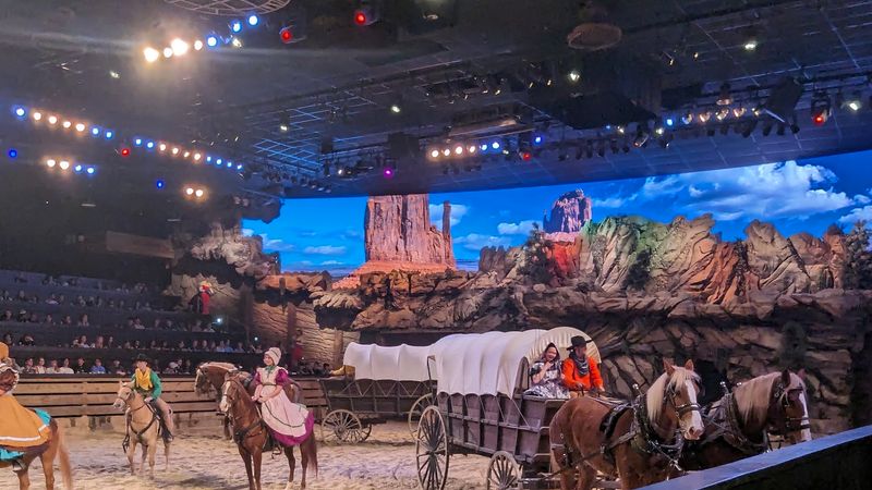 Dolly Parton's Stampede, Branson, Missouri