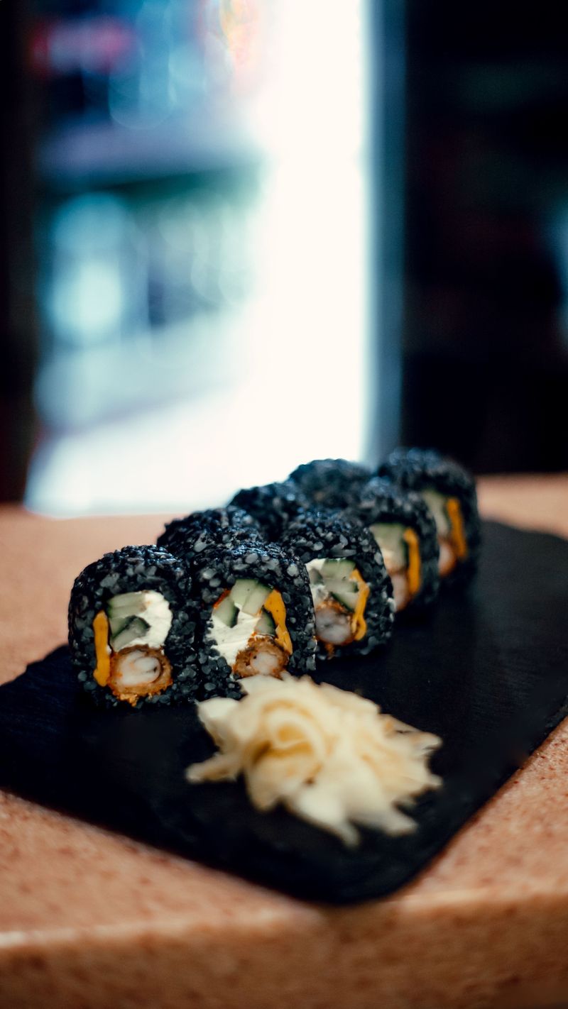 Don't Mix Wasabi into Soy Sauce at a Formal Sushi Counter Don't Mix Wasabi into Soy Sauce at a Formal Sushi Counter