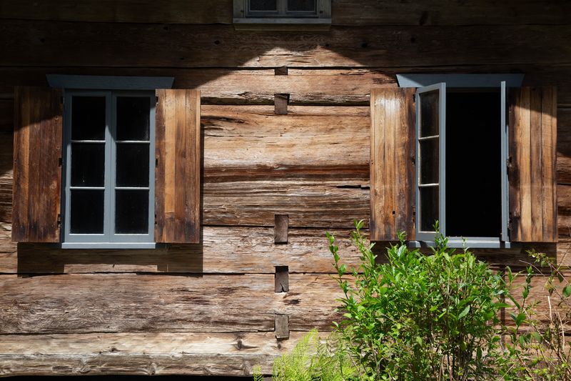 Earning the Title of America's Finest Hand-Hewn Cabin Earning the Title of America's Finest Hand-Hewn Cabin