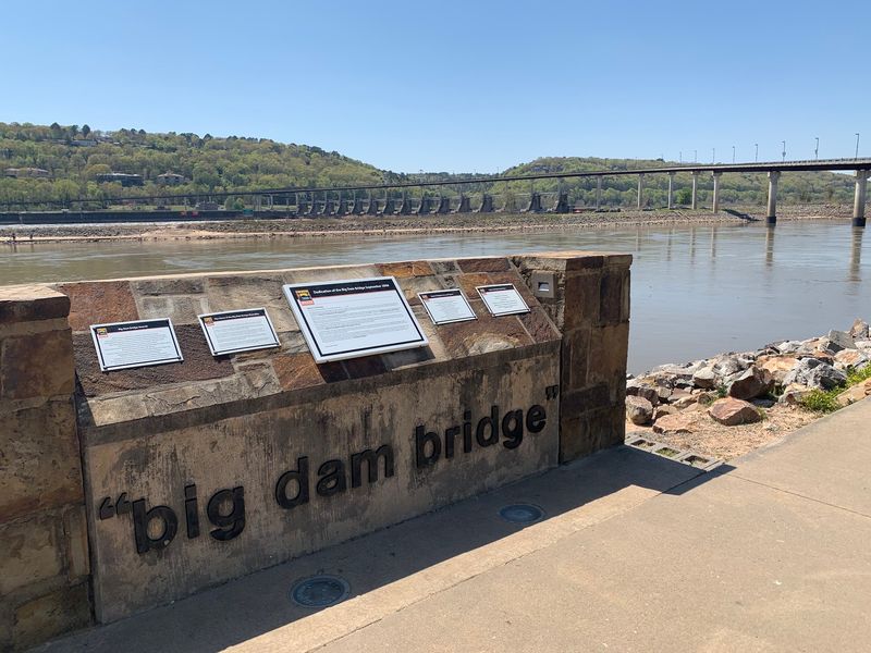 Educational Plaques That Tell the River's Story