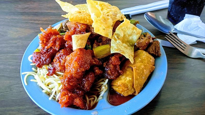 Egg Rolls and Won Ton Chips Worth the Trip
