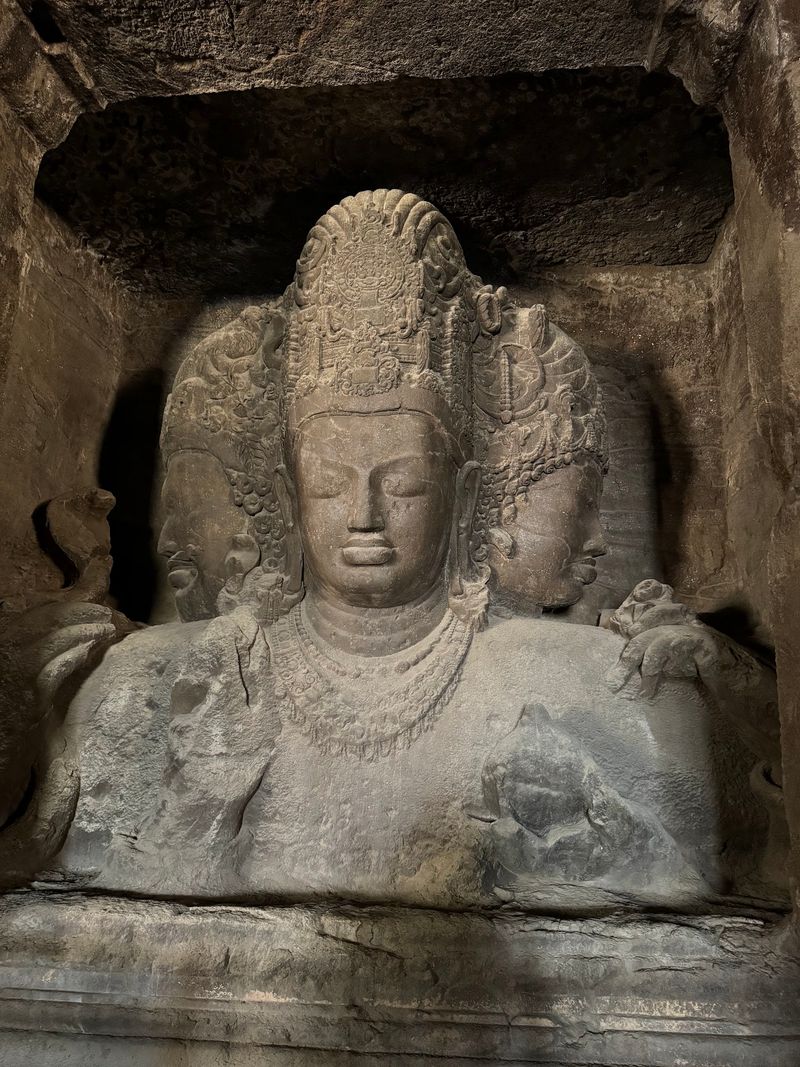 Elephanta Caves, Maharashtra Elephanta Caves, Maharashtra