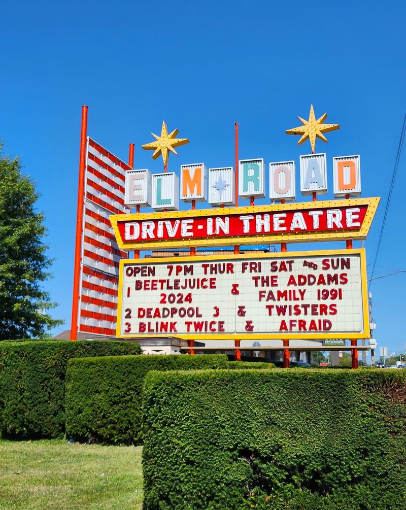Elm Road Triple Drive-In Theatre, Warren, OH Elm Road Triple Drive-In Theatre, Warren, OH