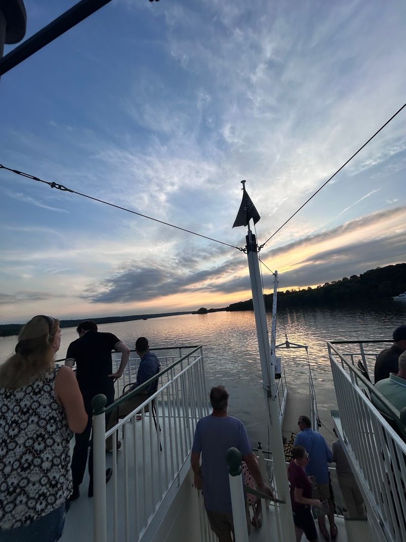 Fall Colors and Seasonal Cruises Worth Planning Around Fall Colors and Seasonal Cruises Worth Planning Around