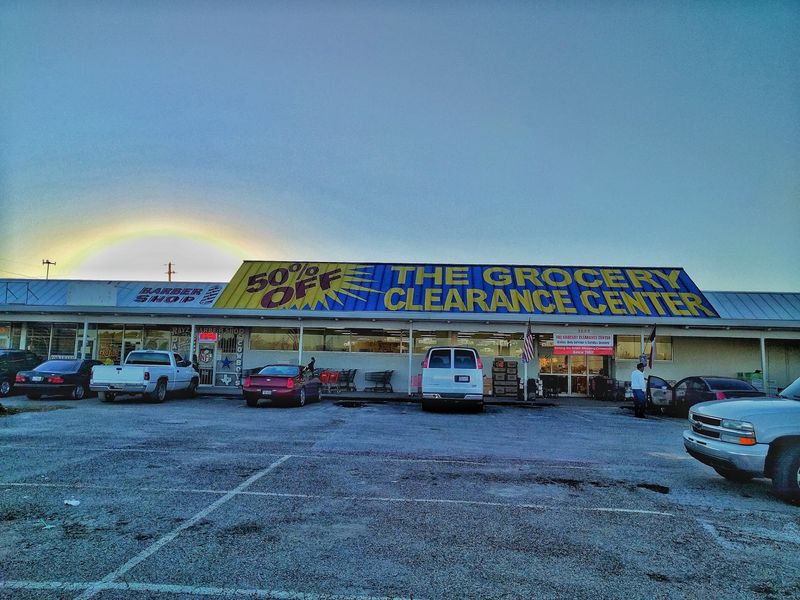 Finding the Store on South Cockrell Hill Road