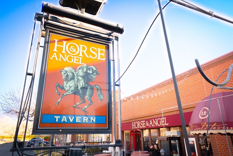 Finding the Tavern on Juan Tabo Boulevard Finding the Tavern on Juan Tabo Boulevard