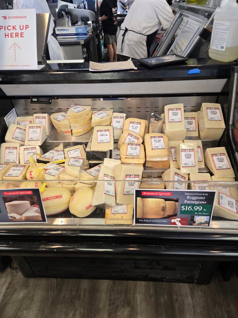 Fine Cheeses From Near and Far Fine Cheeses From Near and Far