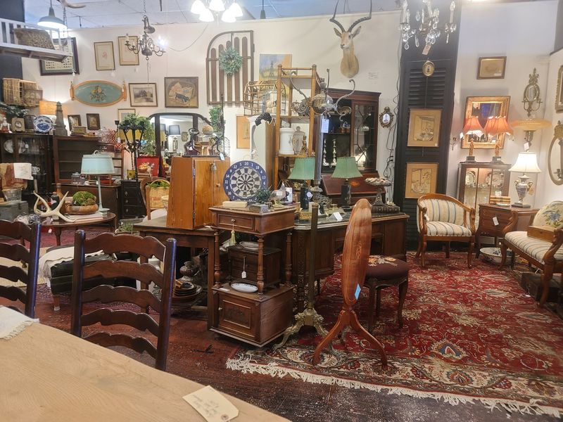 Fine China, Furniture, and the Full Range of Collectibles Fine China, Furniture, and the Full Range of Collectibles