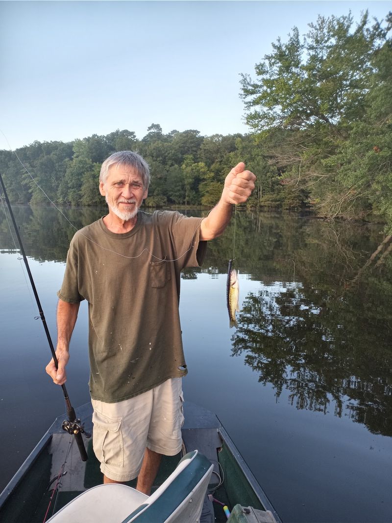 Fishing at White Oak Lake: Why Anglers Keep Coming Back Fishing at White Oak Lake: Why Anglers Keep Coming Back