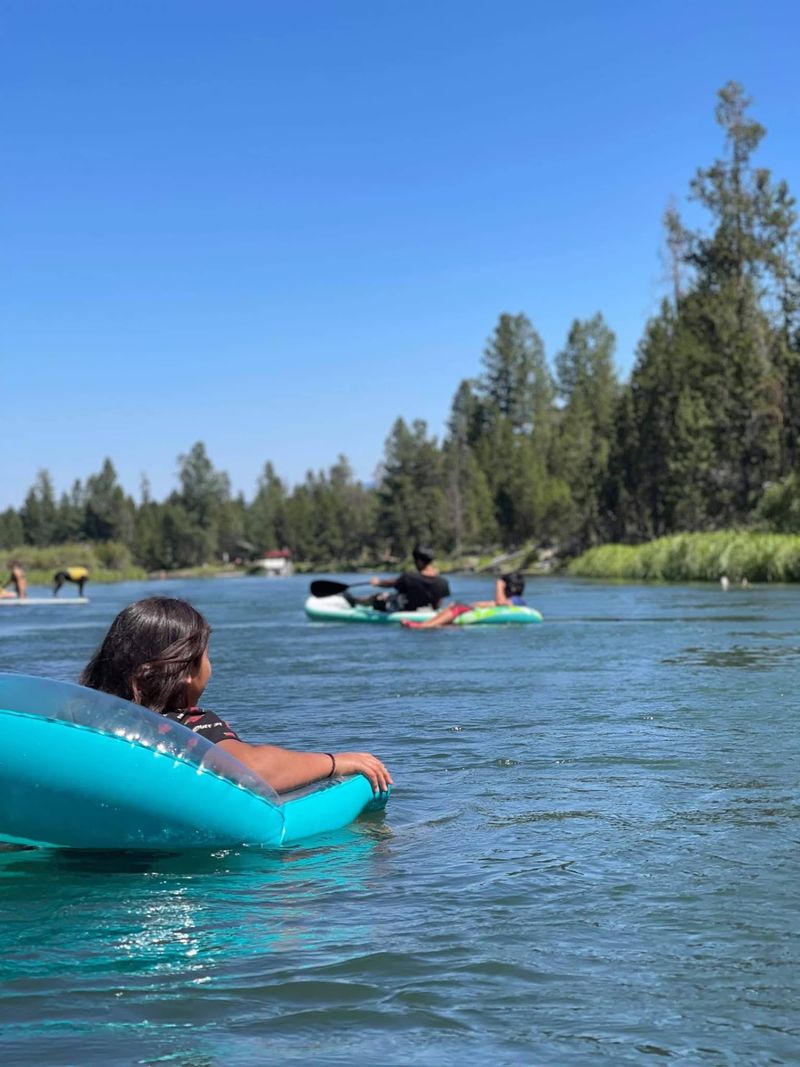 Floating the Deschutes, Nice and Slow Floating the Deschutes, Nice and Slow