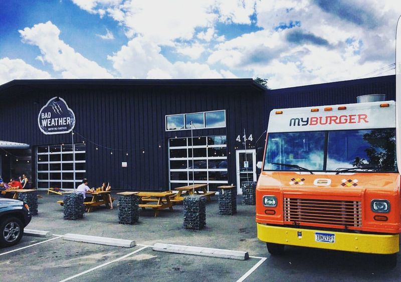 Food Trucks Fill the Gap Brilliantly Food Trucks Fill the Gap Brilliantly