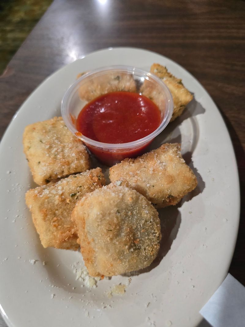 Fried Ravioli and Homemade Pasta: Crowd-Pleasers Worth Ordering Fried Ravioli and Homemade Pasta: Crowd-Pleasers Worth Ordering