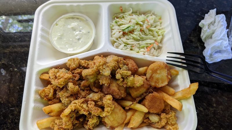 Fried Seafood Platters Worth The Stop Fried Seafood Platters Worth The Stop